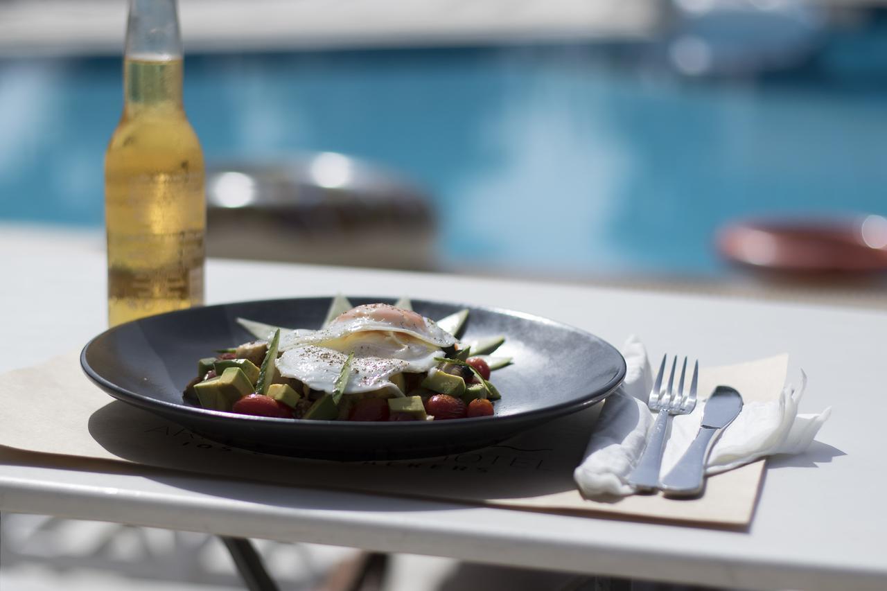 Armadoros Hotel / Ios Backpackers ภายนอก รูปภาพ
